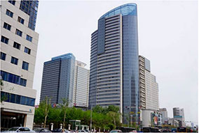 沈陽領(lǐng)先國(guó)際城項(xiàng)目（高檔商場(chǎng)）